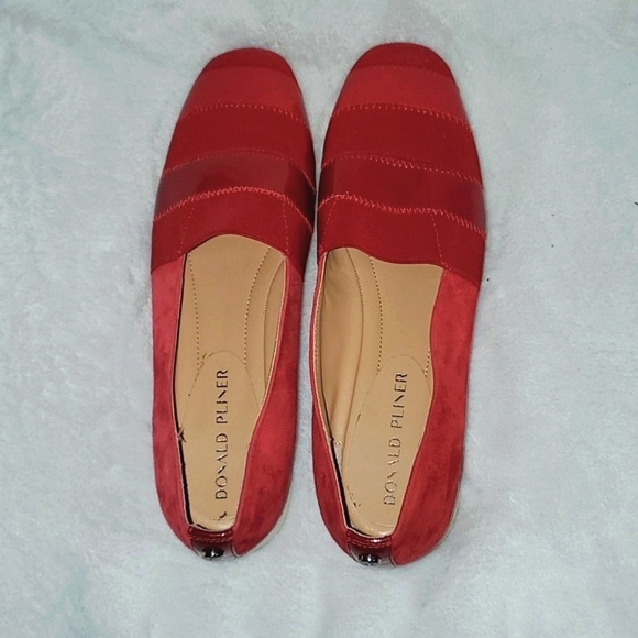 Donald Pliner May Comfort Slip-Ons Size 9 - Picture 3 of 12